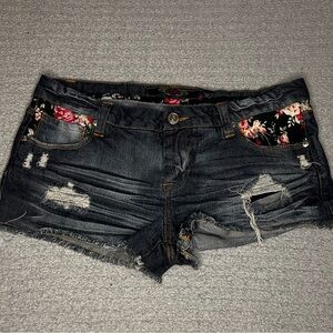 PINK by Celebrity Pink Black Floral Low Rise Jean Micro Mini CutOff Shorts Sz 11